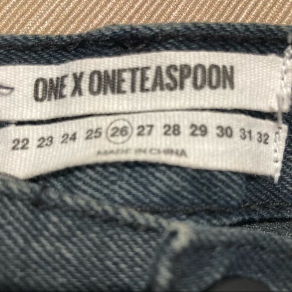 ONE TEASPOON Sz  26 Distressed Button Fly Mini Jean Denim Skirt - Picture 13 of 15